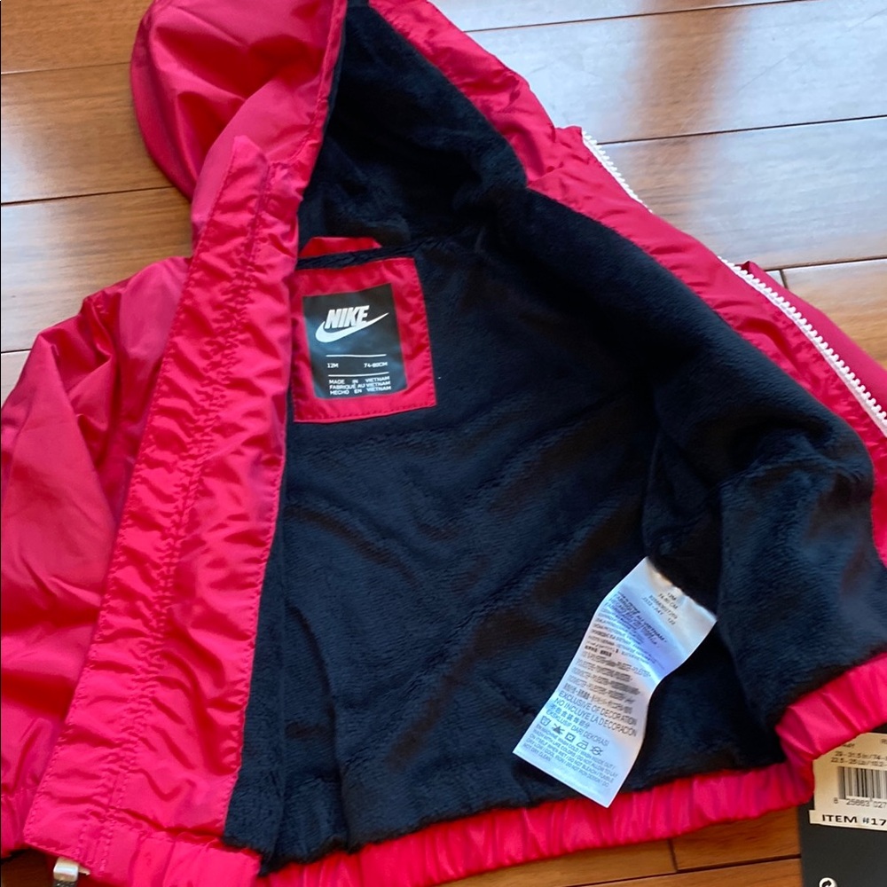 Nike Kids Red Hooded Jacket - Picture 2 of 4